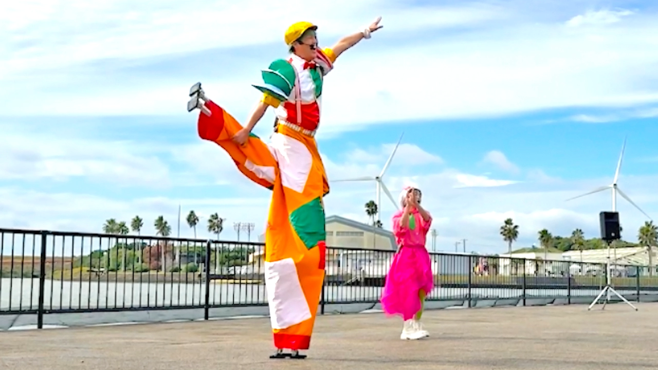 ダンス・パフォーマンスのイメージ写真